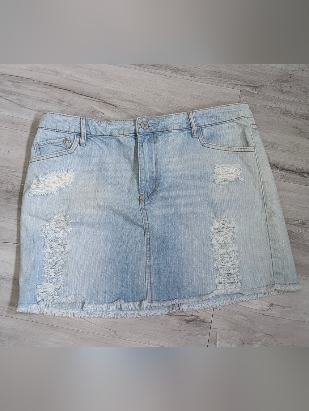 Eighty Two Frayed Denim Jean Skirt sz13